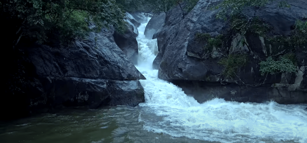 Urumi Dam and Waterfalls