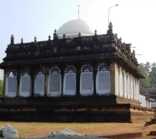 Pazhayangadi Mosque