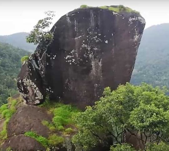 Kallummel Kallu View Point