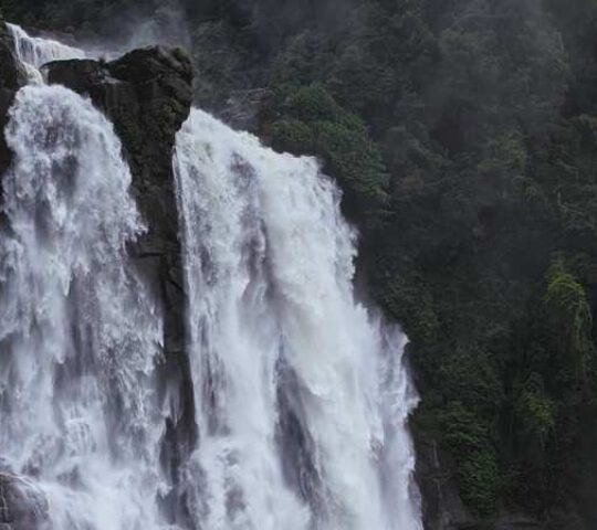 Madammakkulam Waterfalls