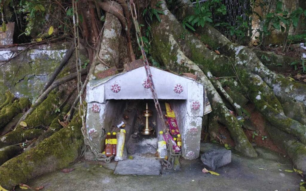 Karinthandan Temple