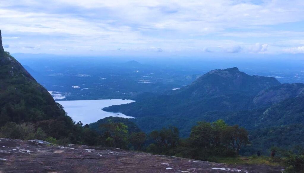 Kesavanpara, Nelliyampathy